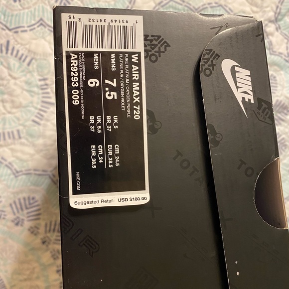 Nike Airmax 720 - Picture 2 of 8